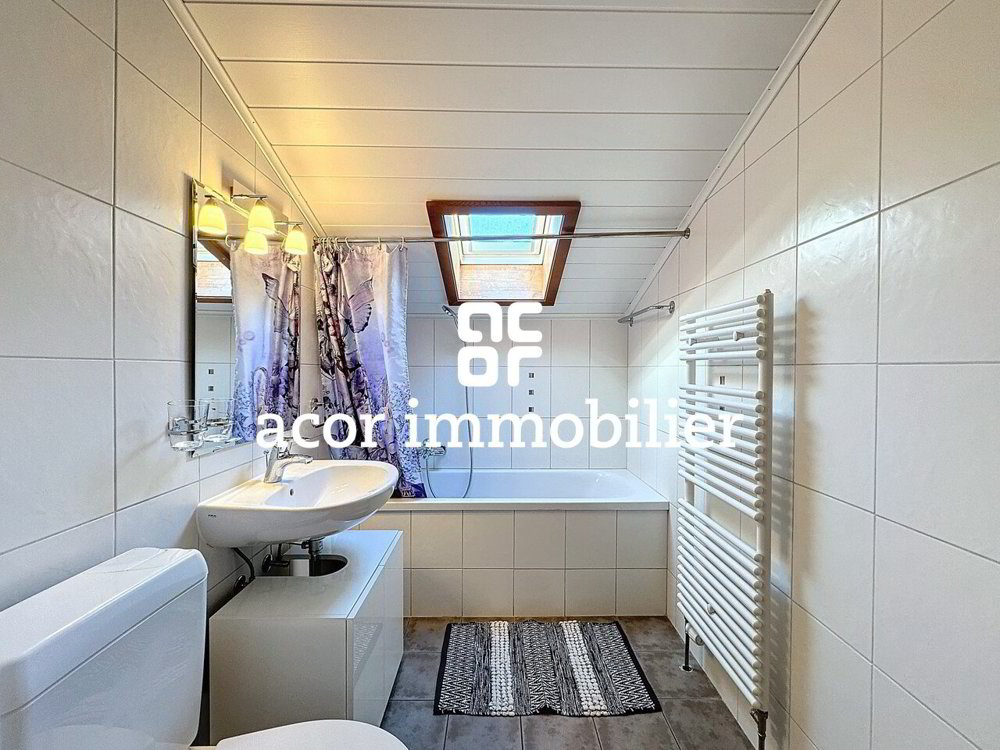 3 rooms Apartment for rent in Saxon - image 1/7