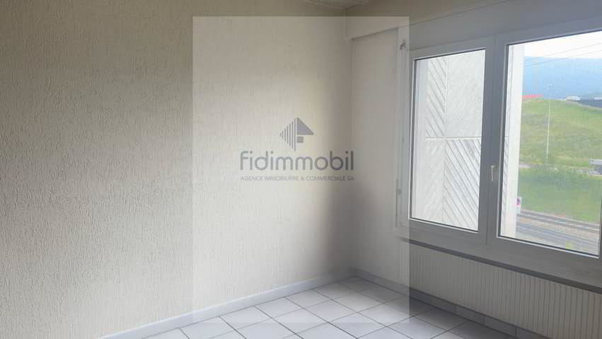 null Zimmer Büro zu vermieten in Marin-Epagnier - Bild 1/7