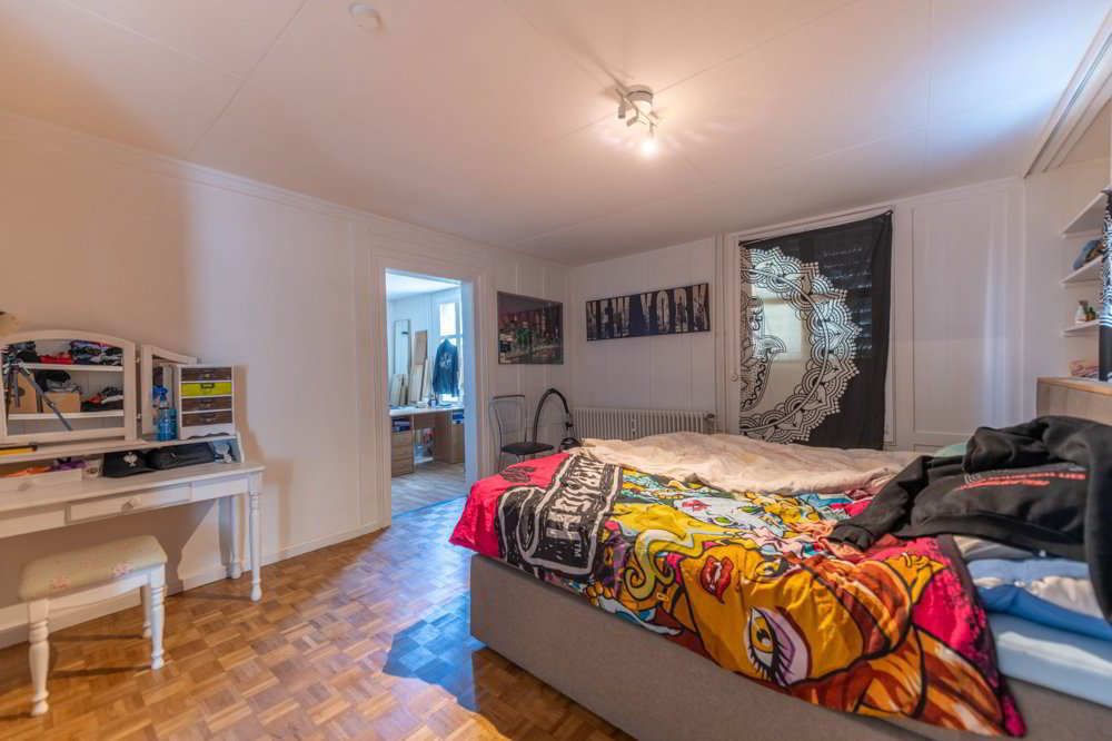 14 rooms House to buy in Huttwil - image 1/13