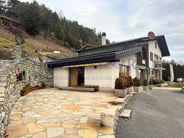 Maison 7 pièces à acheter à Savièse - image 1/13