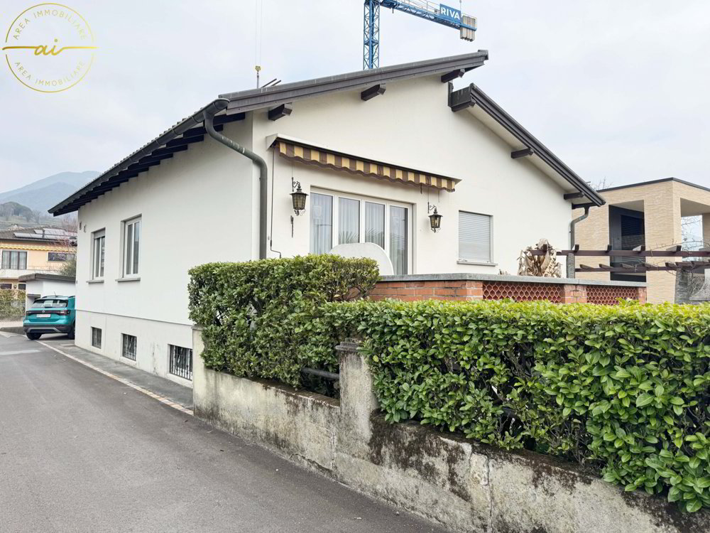 7.5 Zimmer Haus zum verkaufen in Coldrerio - Bild 1/7