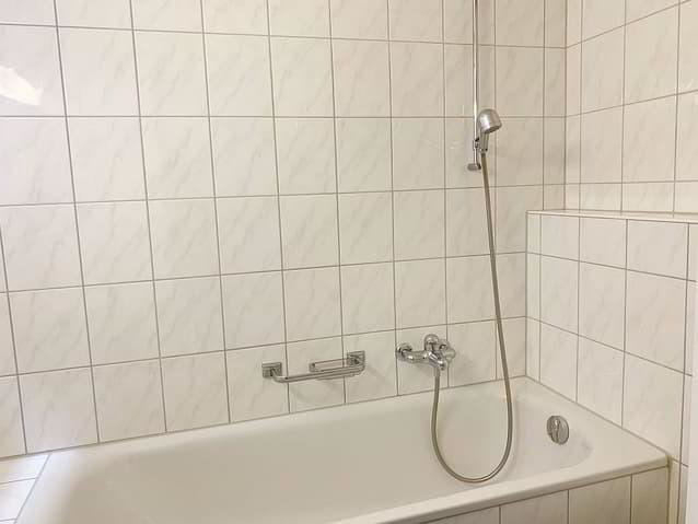 4 Zimmer Wohnung zu vermieten in Nidau - Bild 1/7