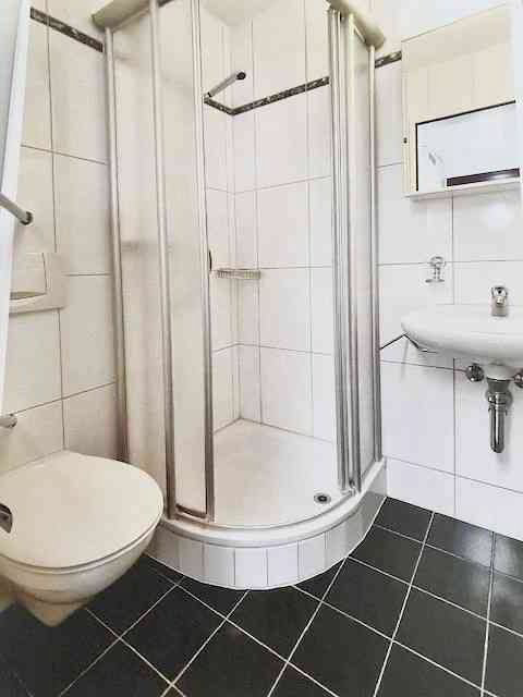 2 Zimmer Büro zu vermieten in Wettswil - Bild 1/5