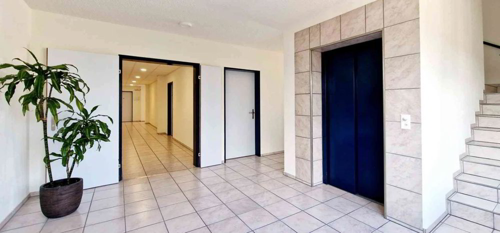 1 Zimmer Büro zu vermieten in Hinwil - Bild 1/9