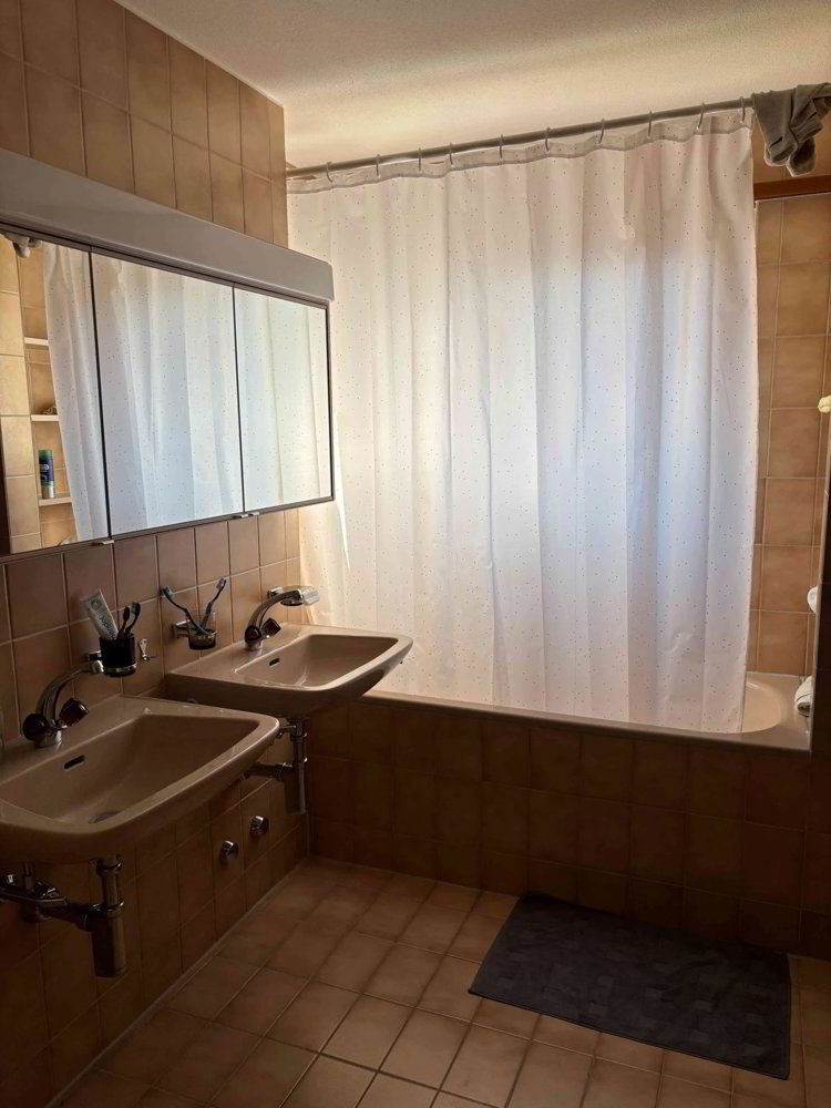 2.5 Zimmer Wohnung zu vermieten in Davos Platz - Bild 1/5