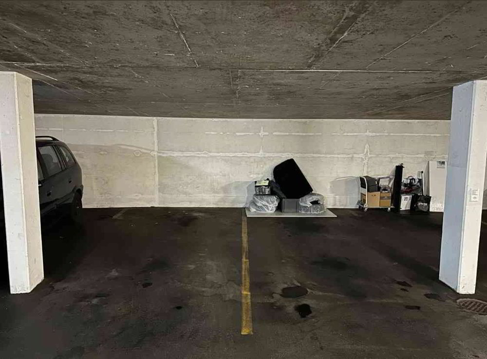 null Zimmer Parkplatz, Garage zu vermieten in Oberentfelden - Bild 1/2