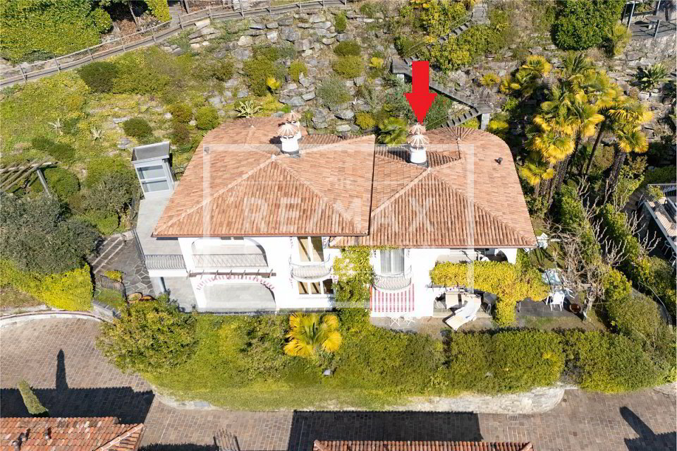3 rooms House to buy in Ascona - image 1/4