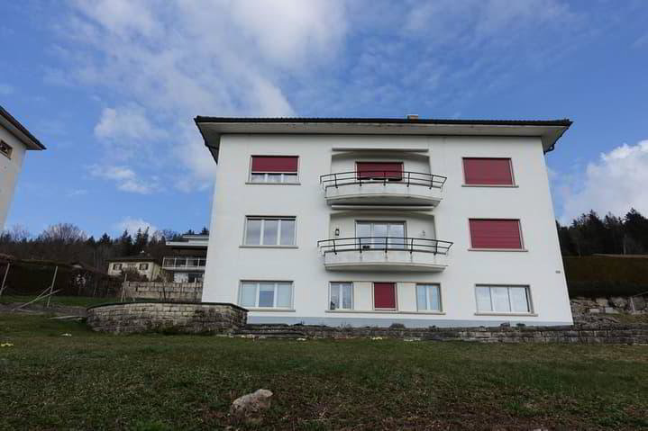4 Zimmer Wohnung zu vermieten in Tramelan - Bild 1/8