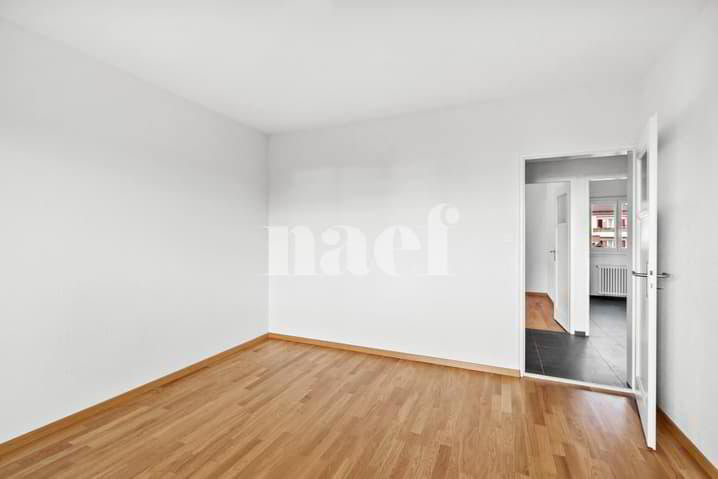 Appartement 3 pièces à louer à Peseux - image 1/6