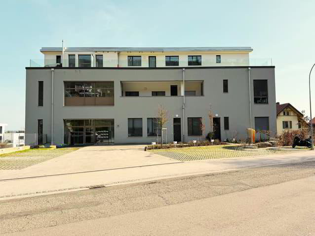 3.5 rooms Apartment to buy in Neuenburg - image 1/6