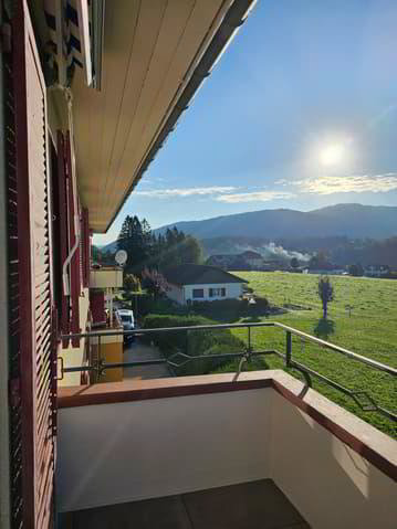 4.5 Zimmer Wohnung zu vermieten in La Côte-aux-Fées - Bild 1/13