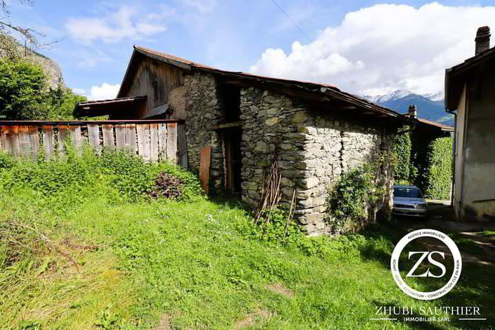 6.5 rooms House to buy in Chamoson - image 1/13