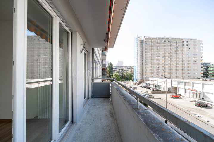 Appartement 5 pièces à louer à Genf - image 1/13