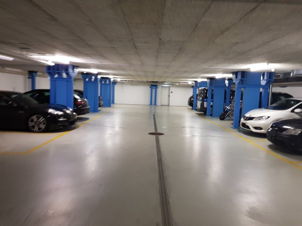 null rooms Car park, garage for rent in Lyss - image 1/3
