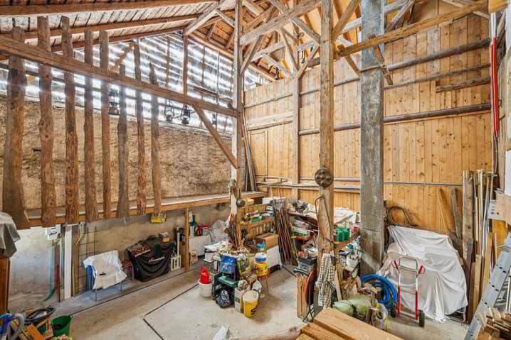 Casa di 11 locali in vendita a Le Pont - immagine 1/13
