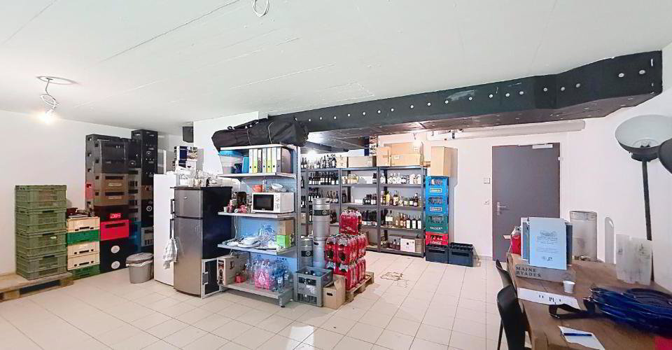 null rooms Office & Commercial for rent in Lausanne - image 1/3