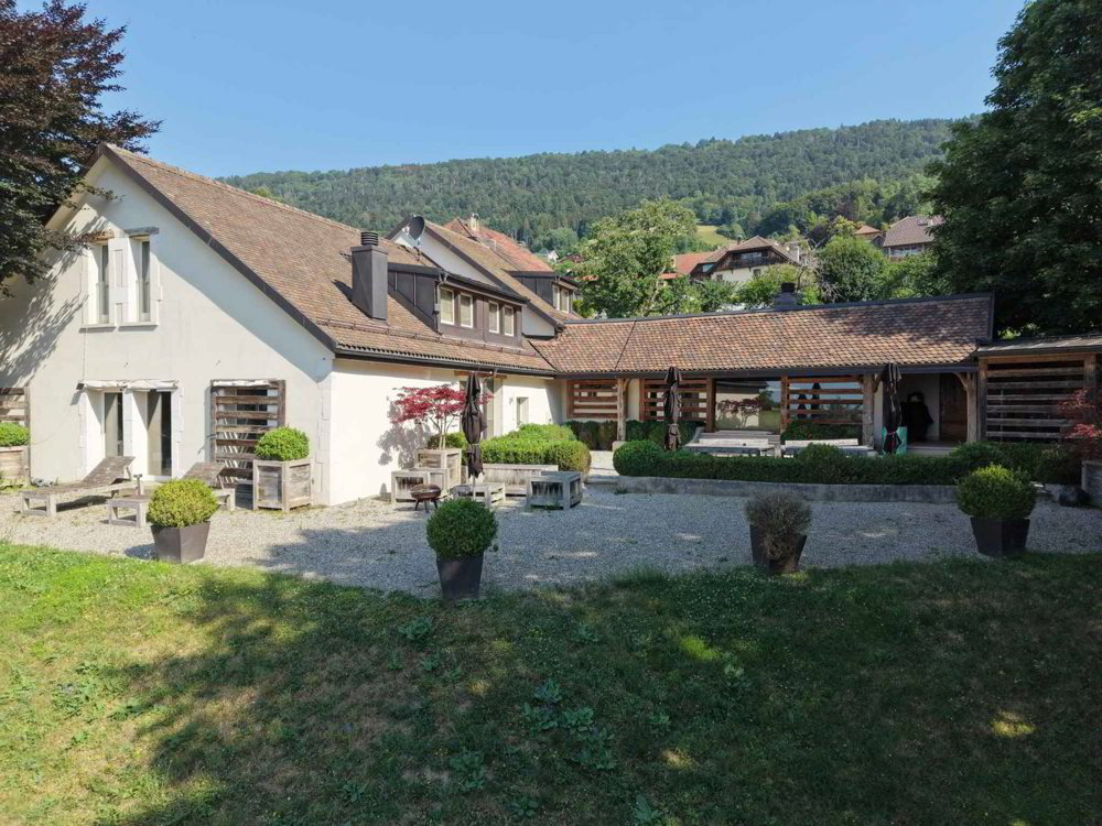 Maison 8 pièces à acheter à Fontanezier - image 1/13