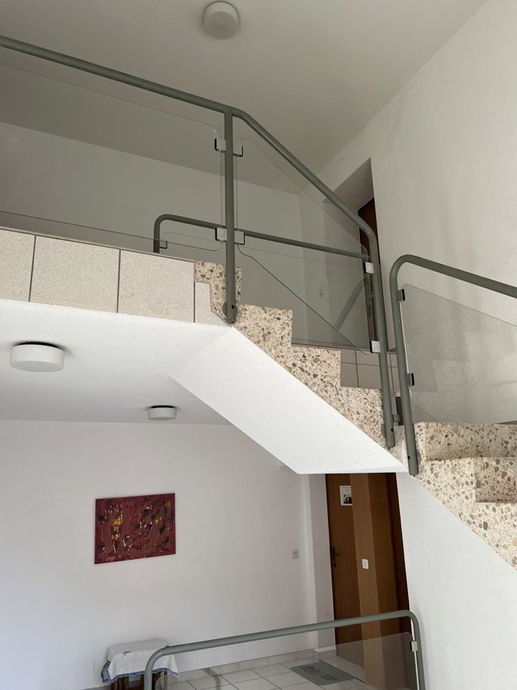 null rooms Office & Commercial to buy in Courgenay - image 1/12