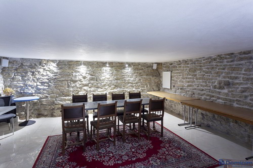 12 Zimmer Büro zum verkaufen in Nuvilly - Bild 1/3