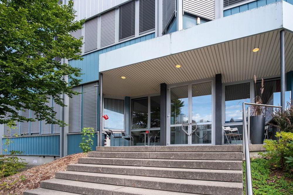 null rooms Office & Commercial for rent in Spreitenbach - image 1/10