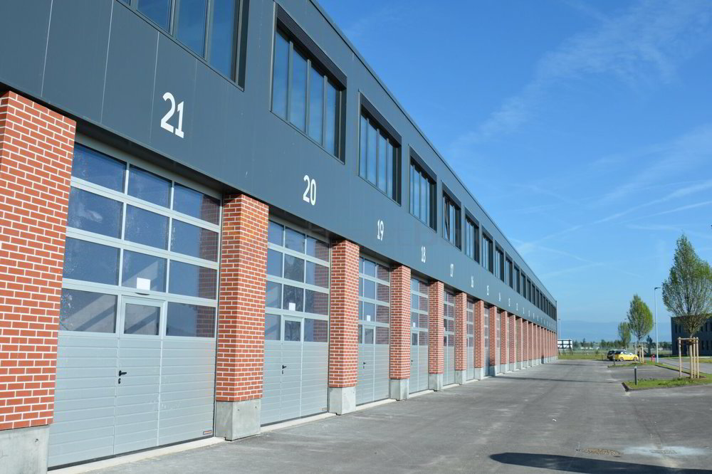 null rooms Office & Commercial for rent in Payerne - image 1/2