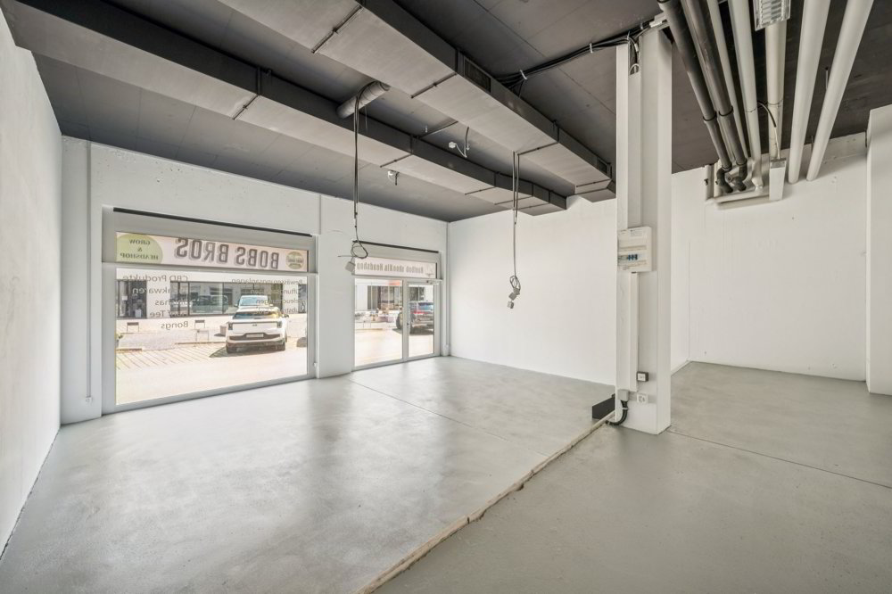 null rooms Office & Commercial for rent in Muri AG - image 1/11