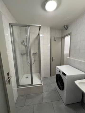 1 Zimmer Wohnung zu vermieten in Bienne - Bild 1/7