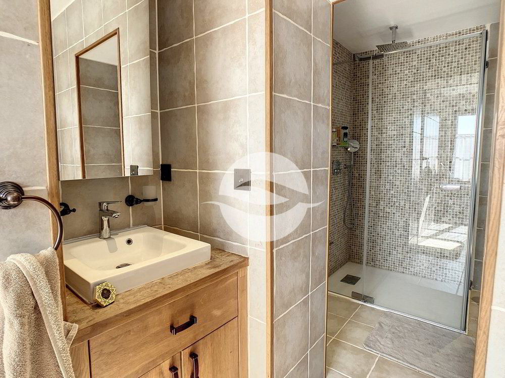 4.5 Zimmer Haus zu vermieten in Chavannes-de-Bogis - Bild 1/14
