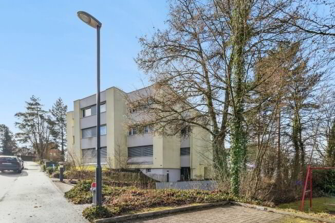 null rooms Car park, garage for rent in Uitikon Waldegg - image 1/1