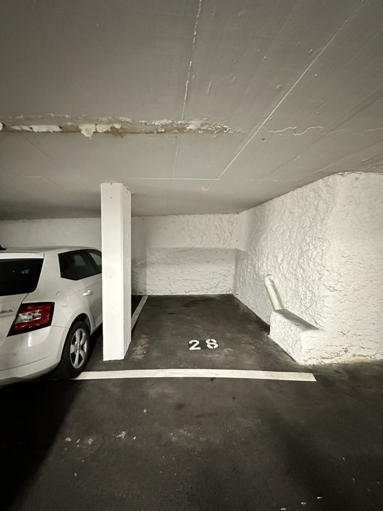 null Zimmer Parkplatz, Garage zu vermieten in Genf - Bild 1/2