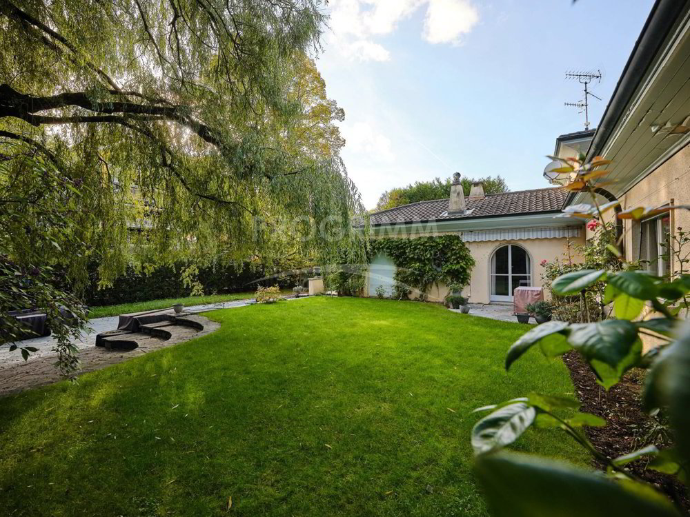 9 Zimmer Haus zum verkaufen in Chêne-Bougeries - Bild 1/1