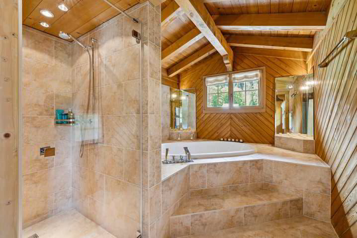 5.5 Zimmer Haus zum verkaufen in Lauenen b. Gstaad - Bild 1/13