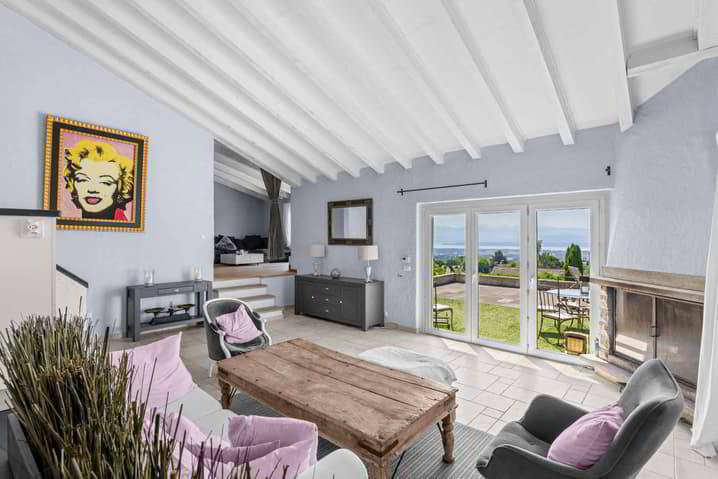 6.5 Zimmer Haus zum verkaufen in Genolier - Bild 1/3
