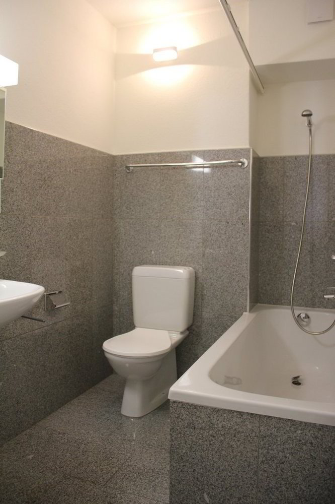 4.5 Zimmer Wohnung zu vermieten in Samedan - Bild 1/9