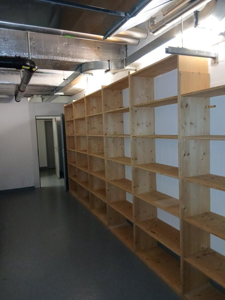 null rooms Office & Commercial for rent in Pfäffikon SZ - image 1/5