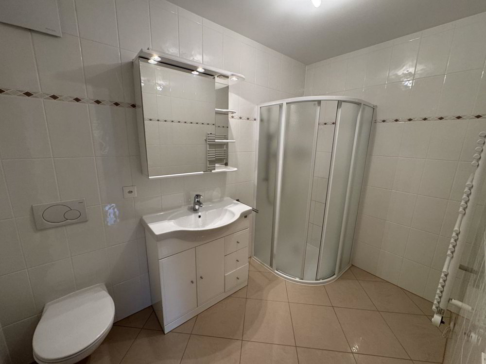 5 Zimmer Wohnung zu vermieten in Mont-sur-Rolle - Bild 1/13