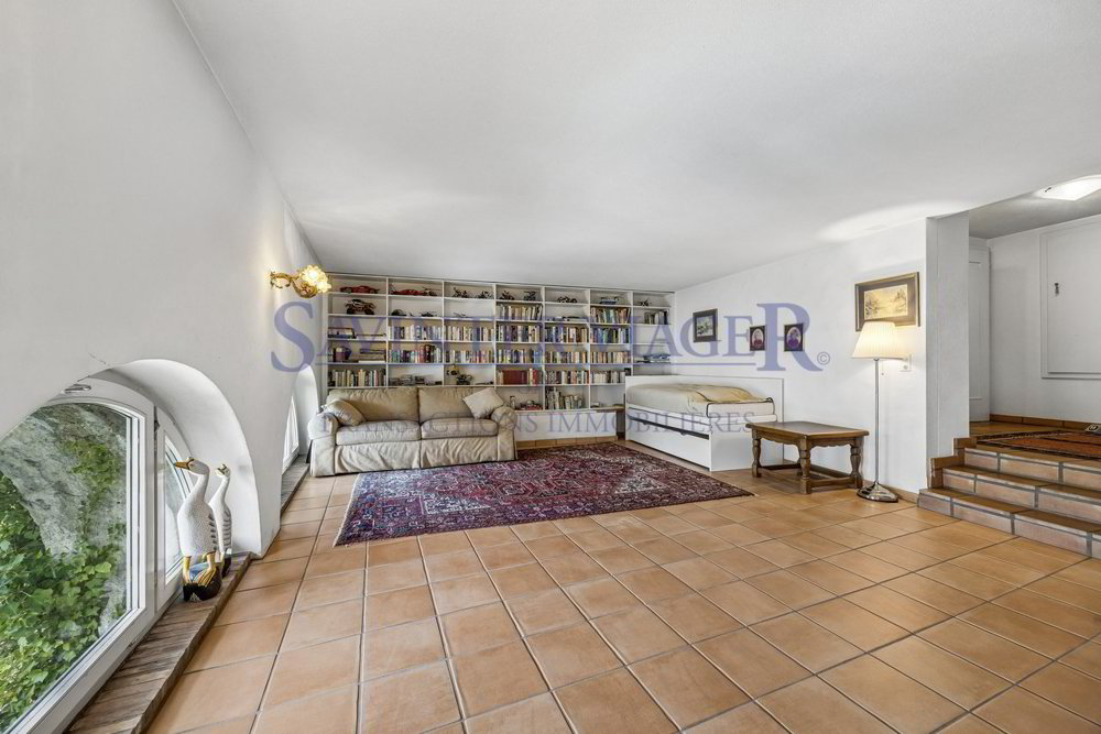 7 Zimmer Haus zum verkaufen in Kastanienbaum - Bild 1/13