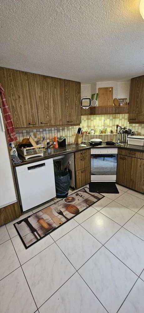4 rooms Apartment for rent in Emmenbrücke - image 1/10