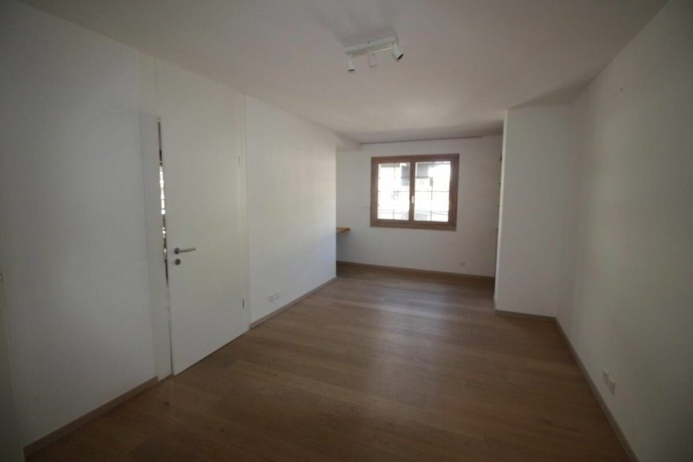 Appartamento di 7 locali in vendita a Crans-Montana - immagine 1/13