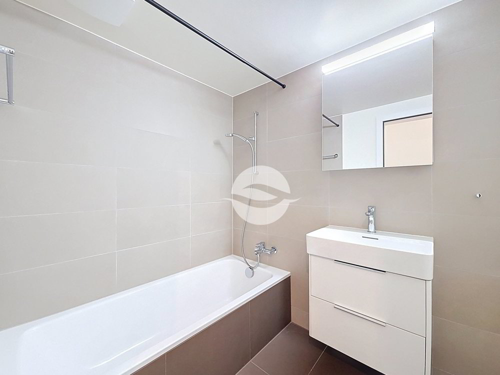 4.5 rooms Apartment for rent in Lutry - image 1/13