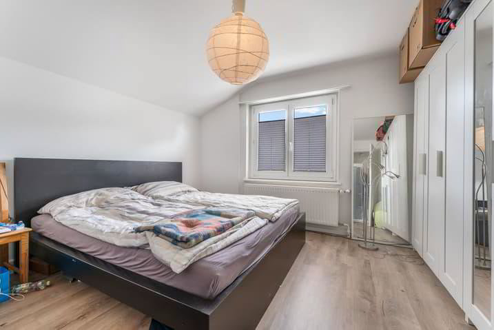 Maison 7 pièces à acheter à Tramelan - image 1/13