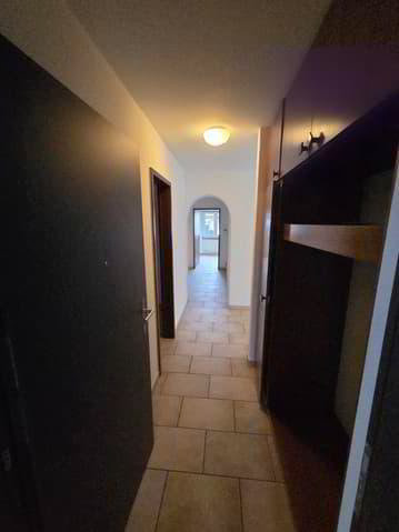 4.5 Zimmer Wohnung zu vermieten in Moutier - Bild 1/13