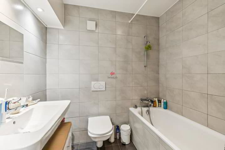 8 Zimmer Wohnung zum verkaufen in Meyrin - Bild 1/10