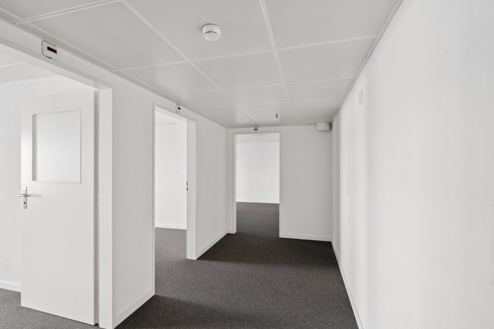 null rooms Office & Commercial for rent in St. Gallen - image 1/11