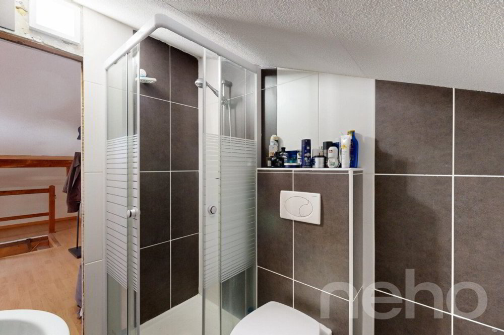 7 rooms House to buy in Charrat - image 1/12