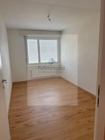 3 rooms Apartment for rent in Le Landeron - image 1/4