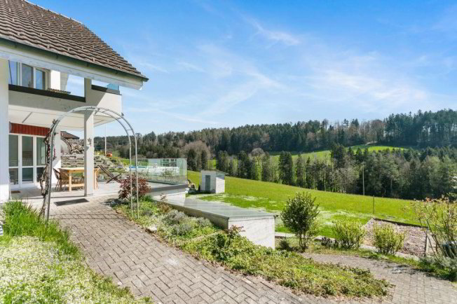 Maison 7 pièces à acheter à Eschenbach SG - image 1/1