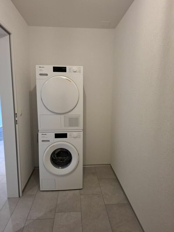 3 rooms Apartment for rent in Herznach - image 1/8
