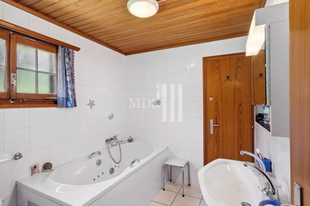 Casa di 8 locali in vendita a Val-d'Illiez - immagine 1/13