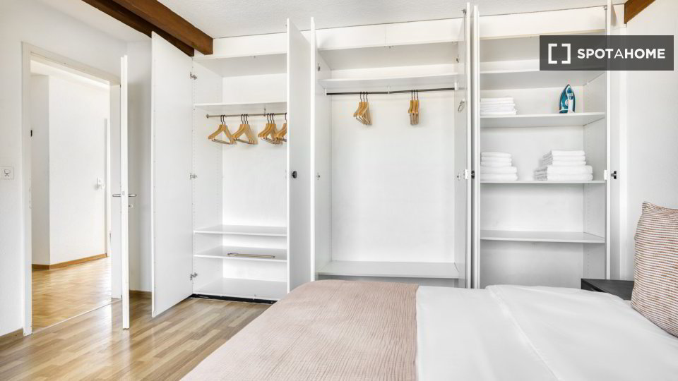 Appartement 1 pièces à louer à Zürich - image 1/12